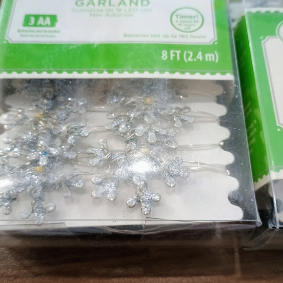 Holiday Time Silver Snowflake LED Lights - Picture 2 of 2